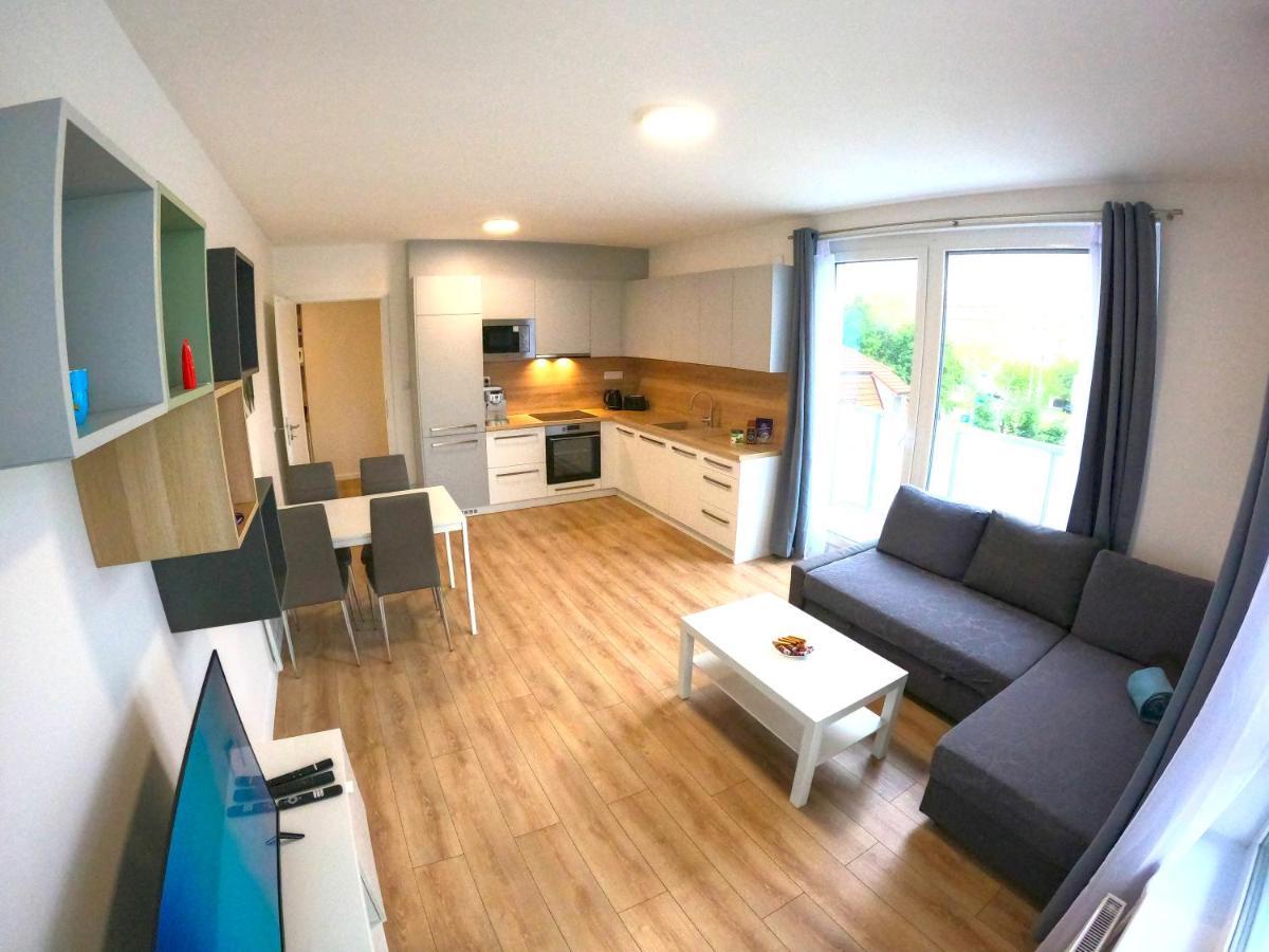 Brand New Apartment By Hockey Stadium Μπρατισλάβα Εξωτερικό φωτογραφία