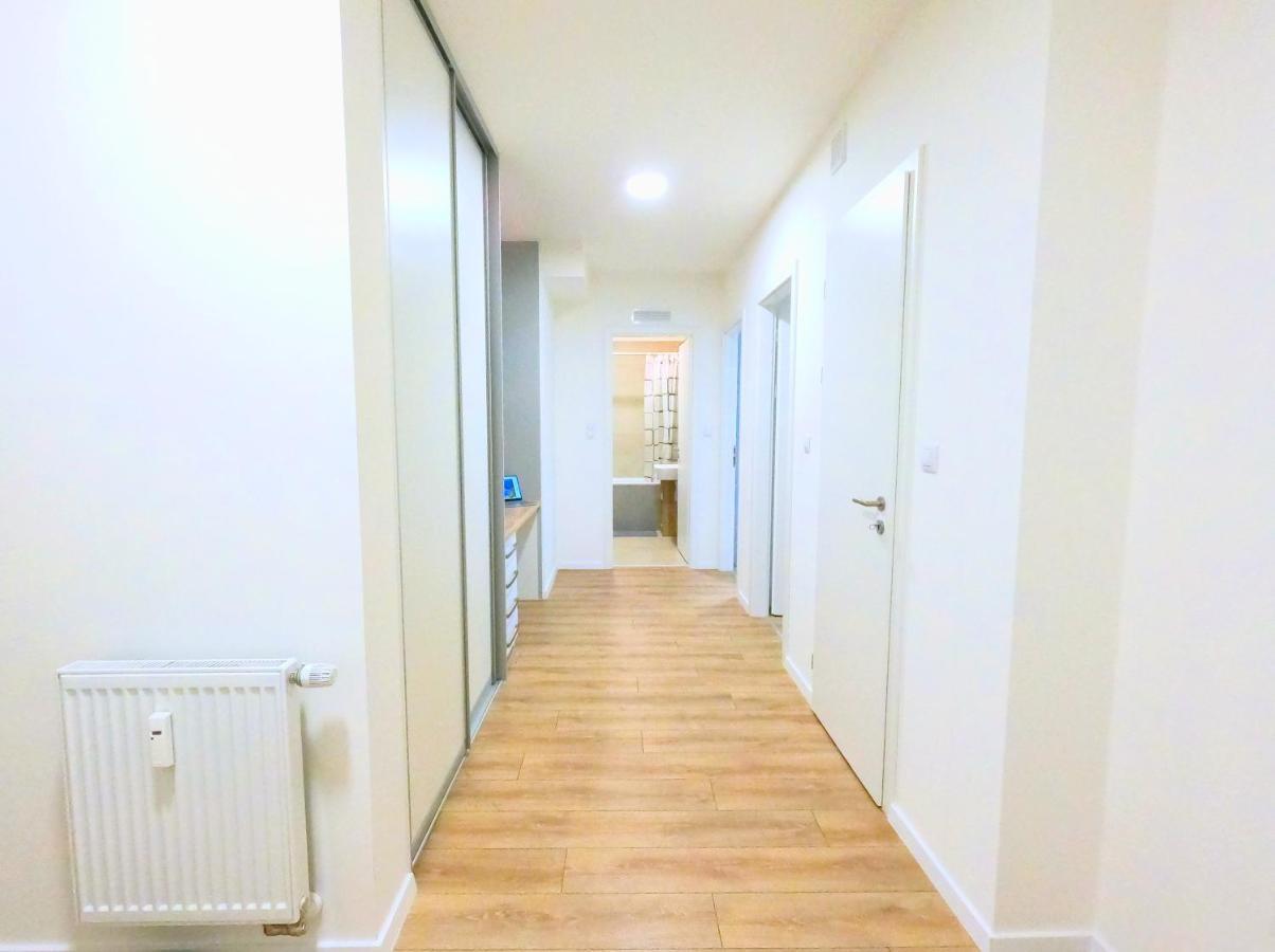 Brand New Apartment By Hockey Stadium Μπρατισλάβα Εξωτερικό φωτογραφία