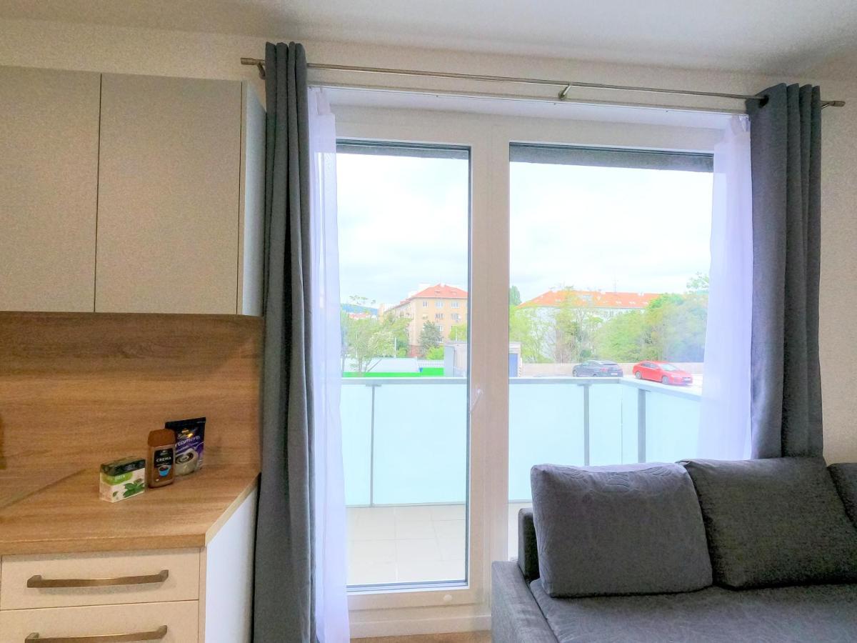 Brand New Apartment By Hockey Stadium Μπρατισλάβα Εξωτερικό φωτογραφία